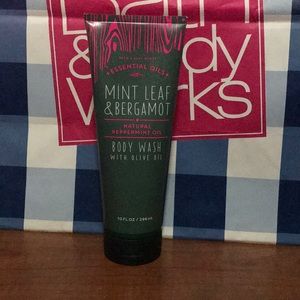 Bath&Body Works MintLeaf & Bergamot Body Wash